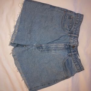 Zara cut off denim shorts size 6
